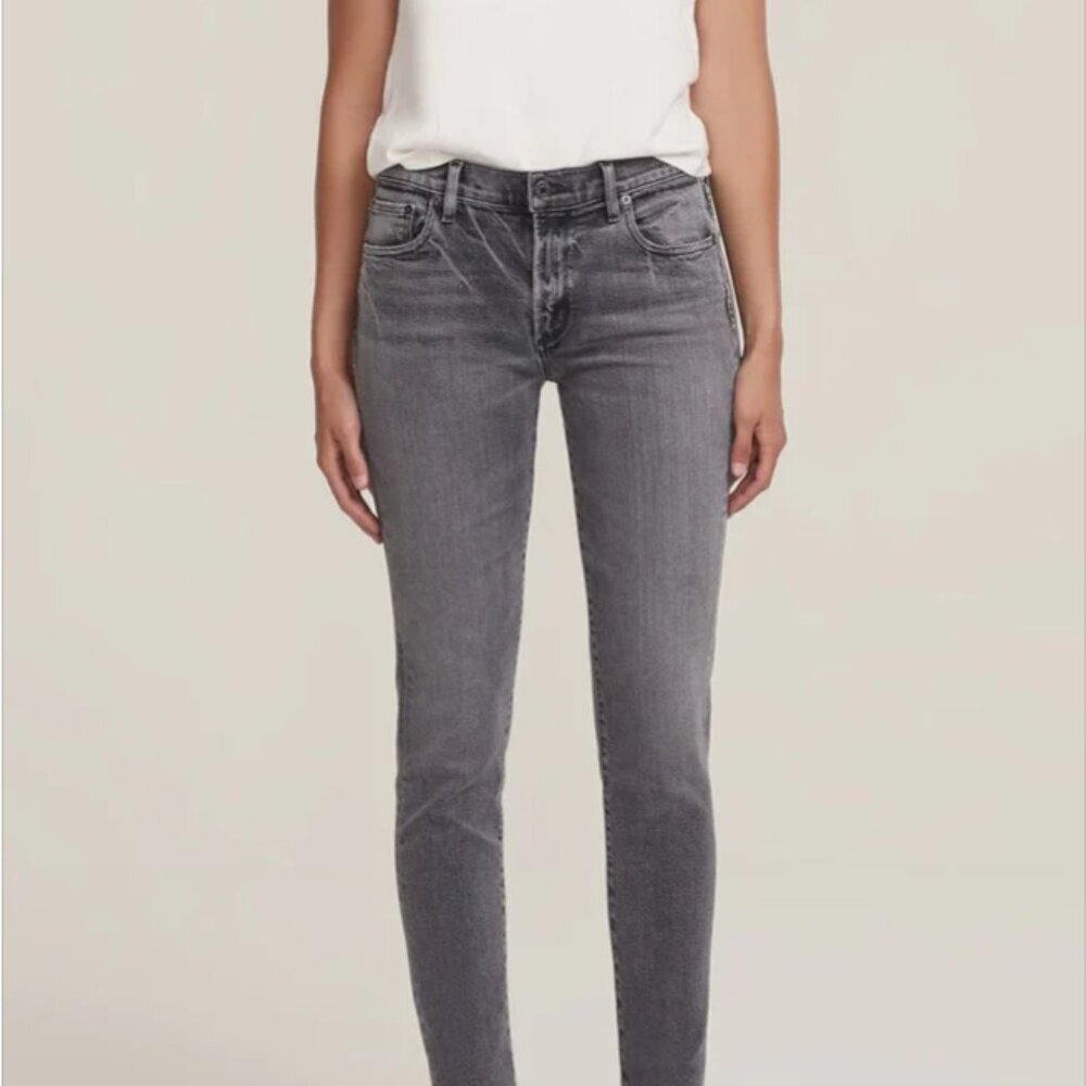 Bundle of 2 Agolde jeans 24